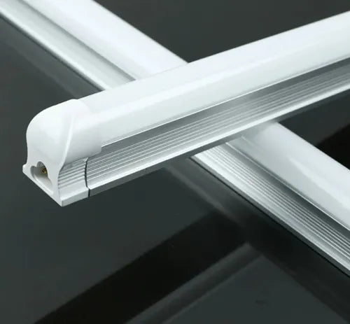 Tubo LED T8 con Base Canoa