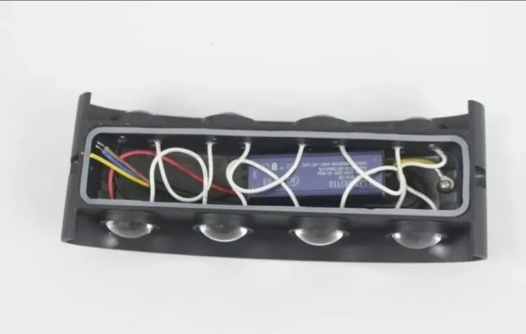 Lámpara de Pared LED de Foco 8 Para Interior Y Exterior